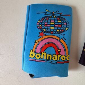 Bonnaroo Koozie Music Festival w Bonus Brewery Koozie